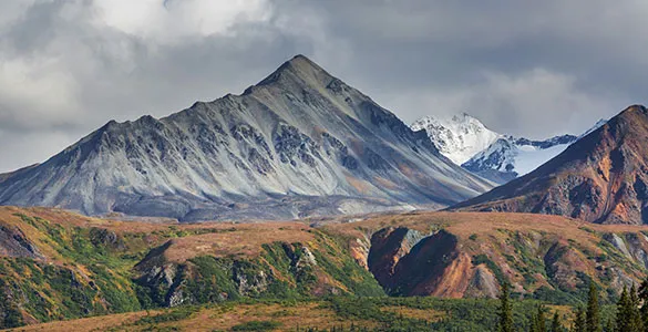is-alaska-the-new-europe-why-are-americans-choosing-it-mid-content-2